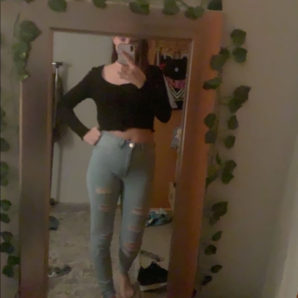 Black Cropped sweater from H&M - Picture 2 of 2